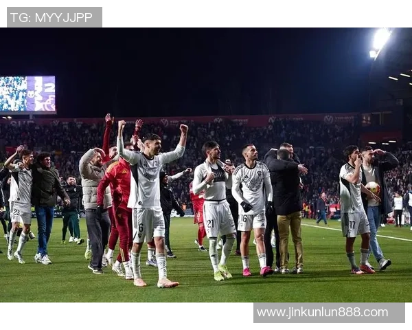 国王杯惊天冷门皇马狂胜利物浦4-0引发全场震惊