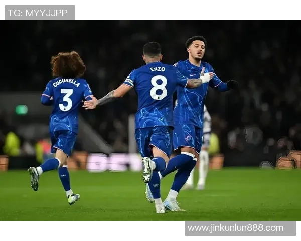 切尔西在国王杯中大胜波尔图五球逆转全场气氛热烈