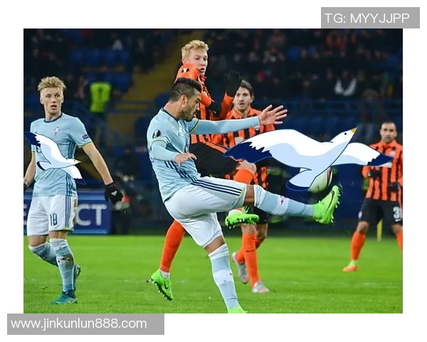 西甲焦点战尤文图斯与巴萨握手言和神奇扑救成比赛亮点